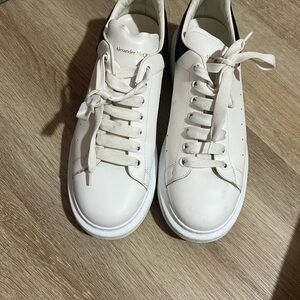Alexander McQueen Cream Lace-Up Sneakers